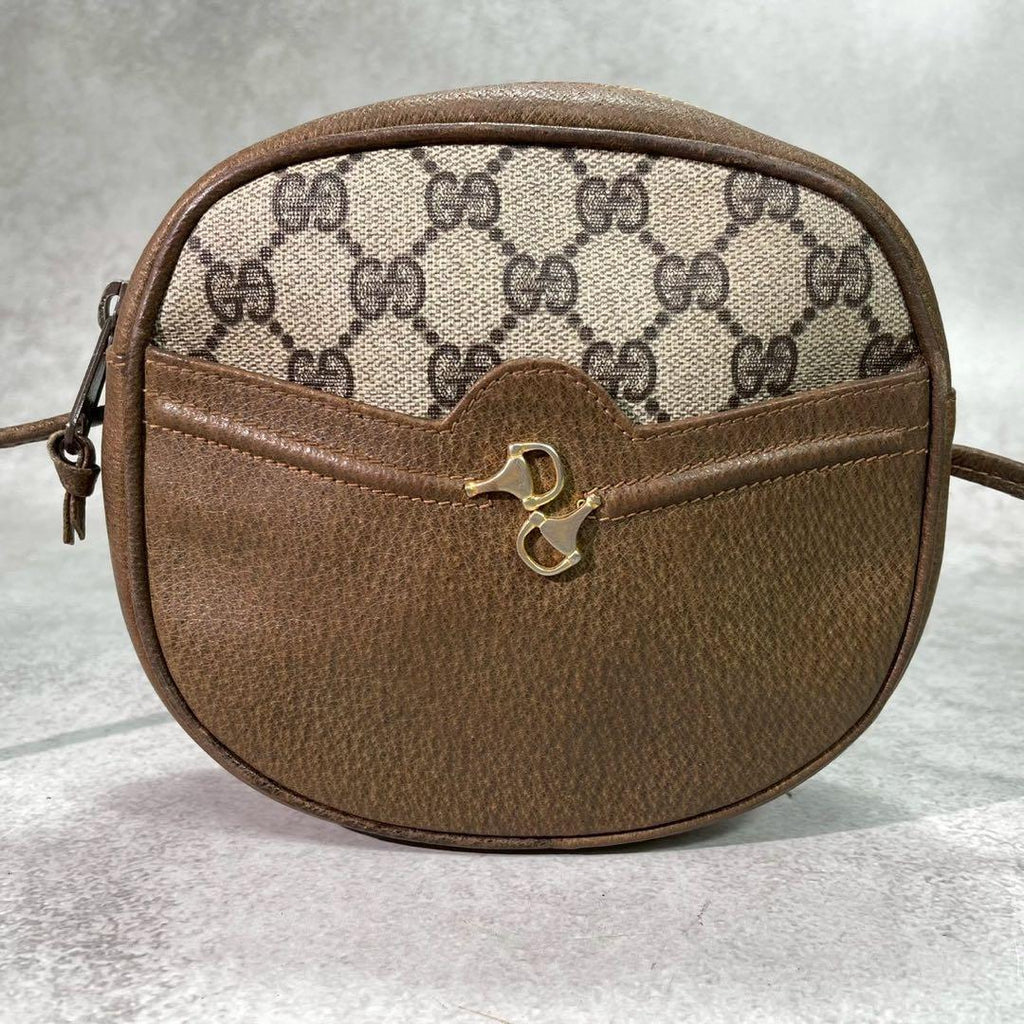 Gucci GG Shoulder Bag Horsebit Brown Logo Leather — view 2