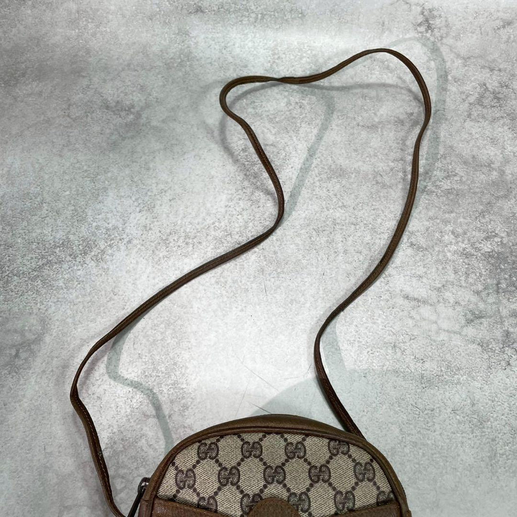 Gucci GG Shoulder Bag Horsebit Brown Logo Leather — view 4