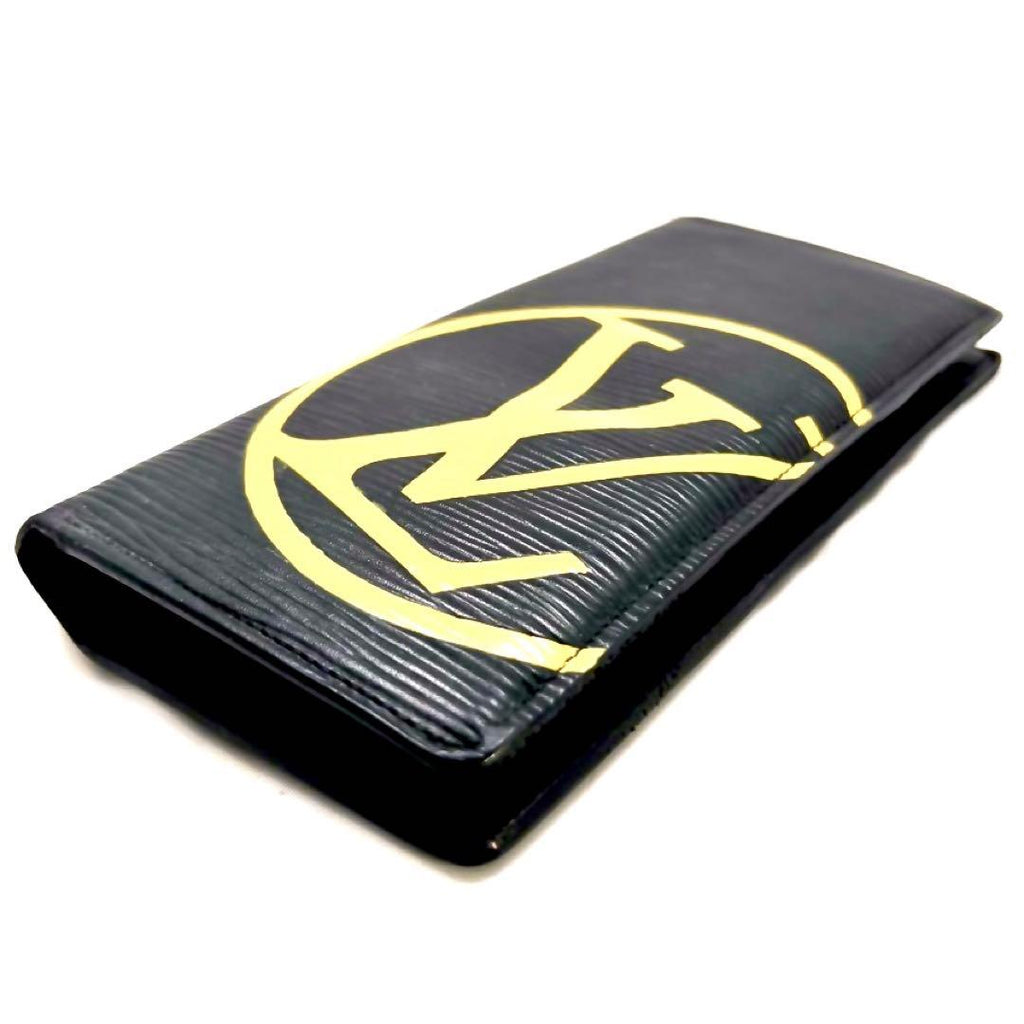 Louis Vuitton Epi Portefeuille Plaza Wallet LV Circle — view 2