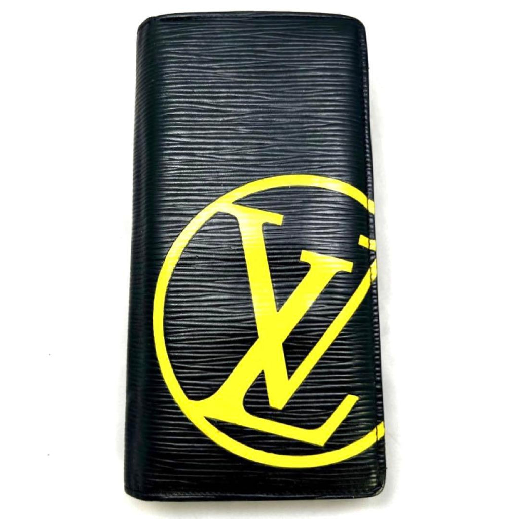 Louis Vuitton Epi Portefeuille Plaza Wallet LV Circle — view 7