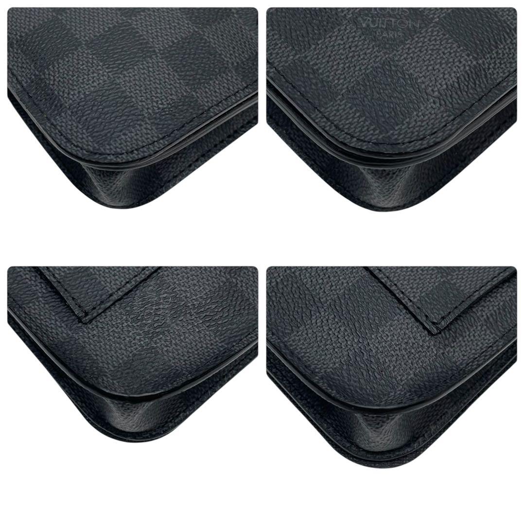 Louis Vuitton Damier Graphite Pochette Homme Waist Bag — view 6