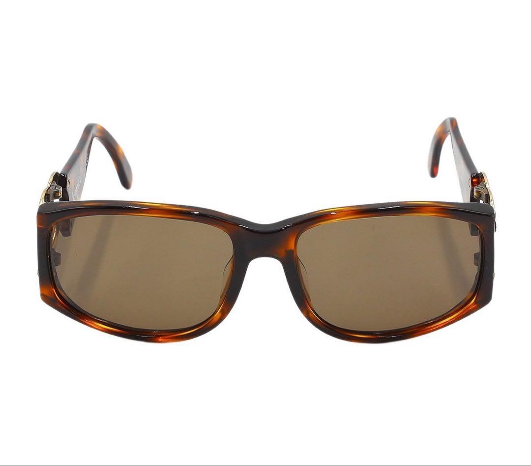 Chanel Side CC Logo Tortoiseshell Sunglasses Eyewear — view 2