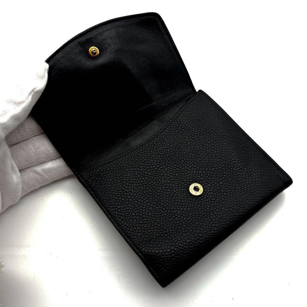 Chanel Wallet Jumbo CC Logo Caviar Hook Bifold — view 4