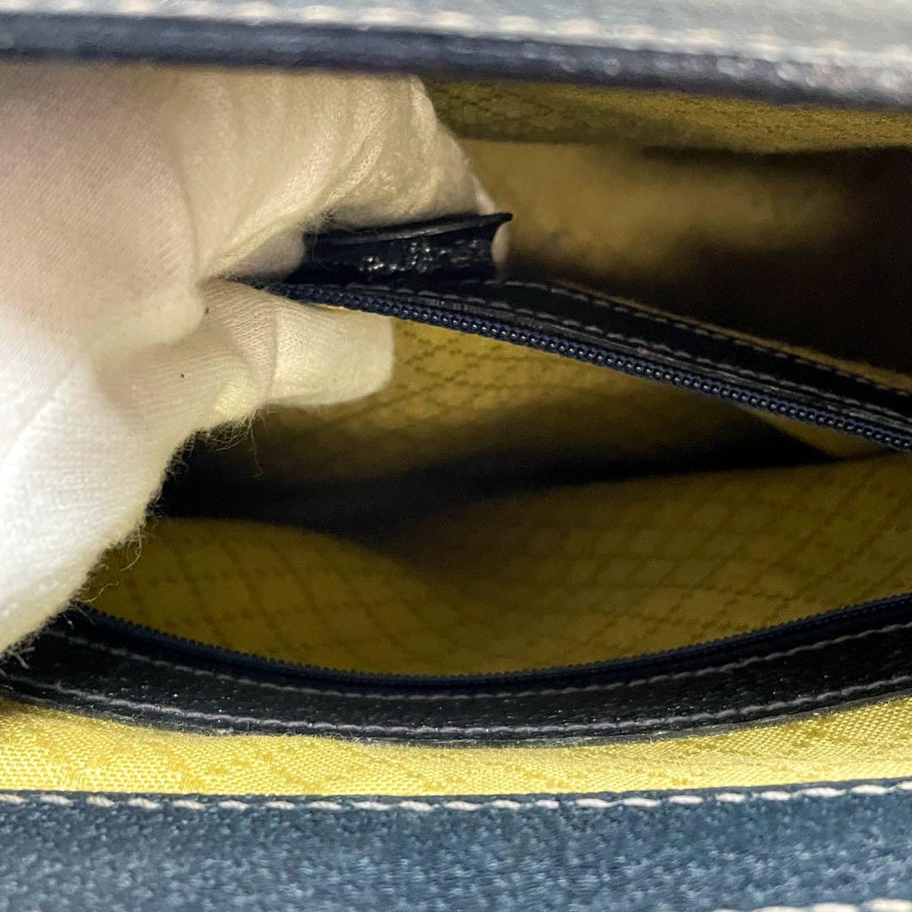 Gucci GG Supreme Business Hand Bag Leather Navy — view 8