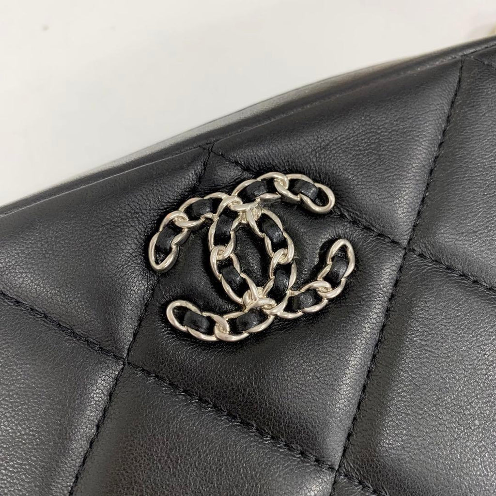 Chanel 19 Quilted CC Logo Lambskin Shoulder — view 8