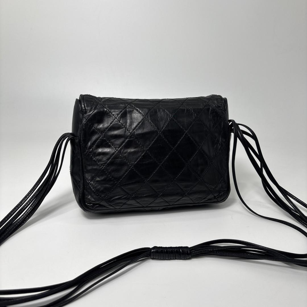 Chanel Super Lambskin Quilted Shoulder Bag Seal — view 4