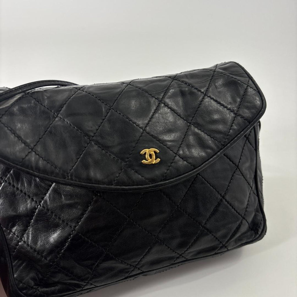 Chanel Super Lambskin Quilted Shoulder Bag Seal — view 9