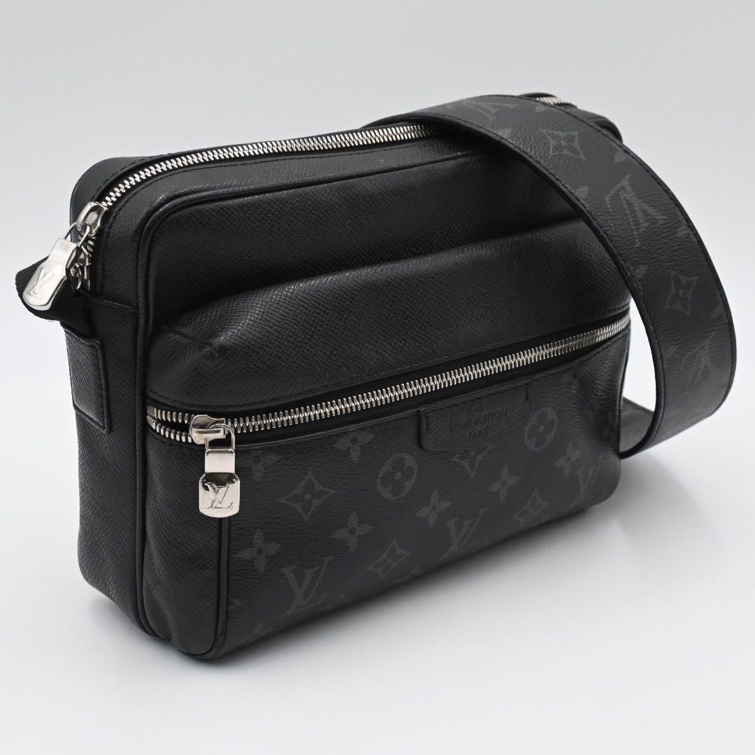 Louis Vuitton Taigarama Outdoor Messenger Shoulder Bag