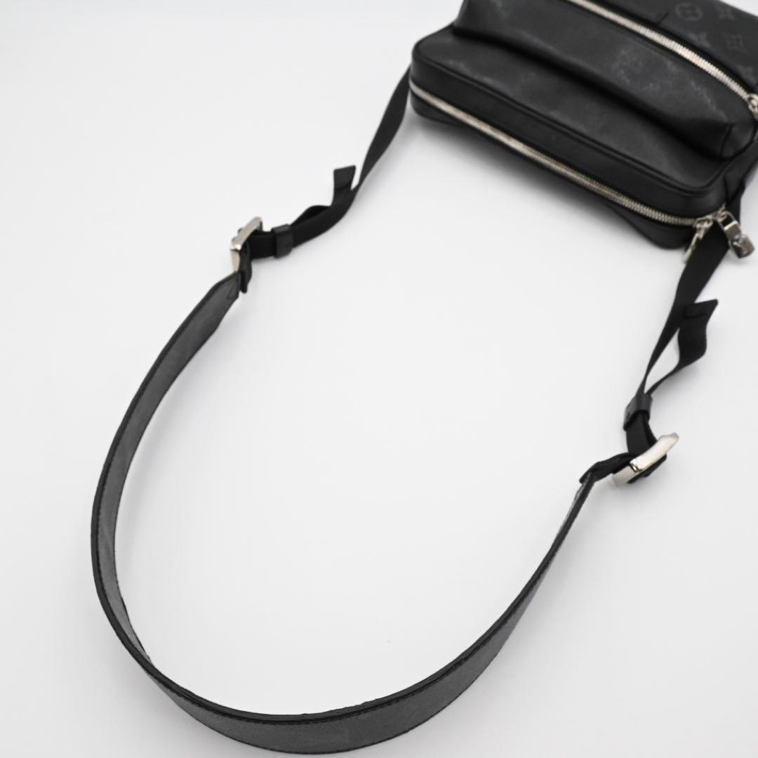 Louis Vuitton Taigarama Outdoor Messenger Shoulder Bag — view 7