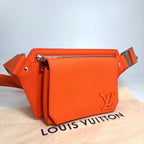 Louis Vuitton LV Aerogram Bum Bag Leather — view 3