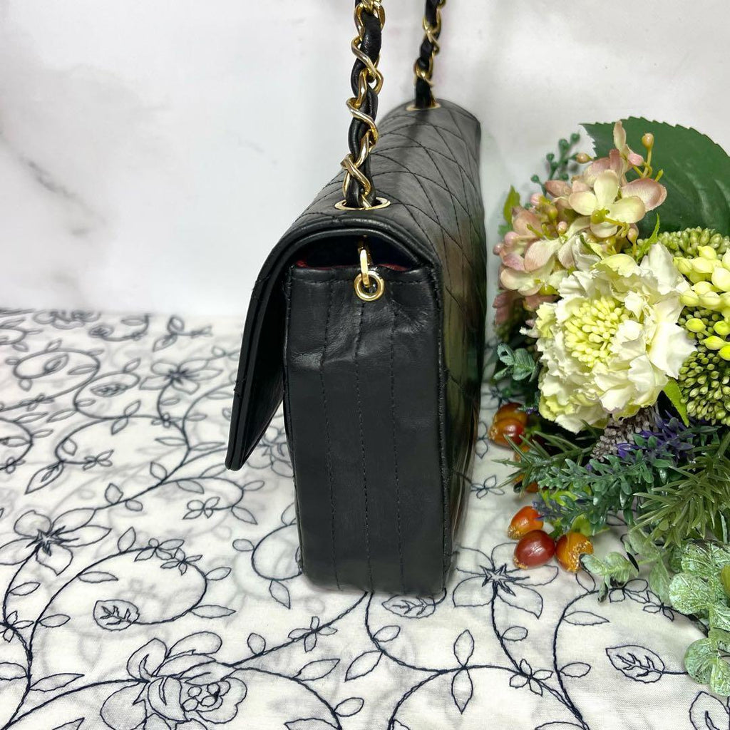 Chanel Vintage CC Logo Quilted Chain Shoulder — view 7