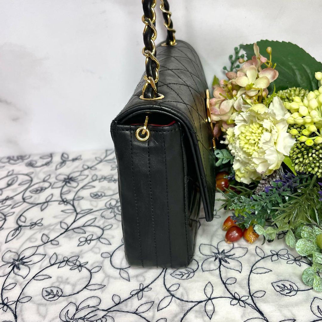 Chanel Vintage CC Logo Quilted Chain Shoulder — view 8