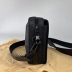 Louis Vuitton Taurillon Monogram Steamer Messengerbag — view 4