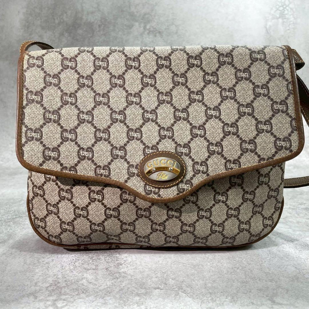 Gucci GG Shoulder Bag Brown Beige Leather Logo — view 2
