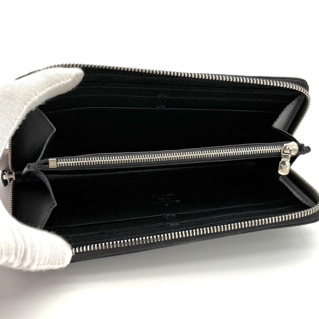 Louis Vuitton Epi Portefeuille Clemence Zip Around Wallet — view 3