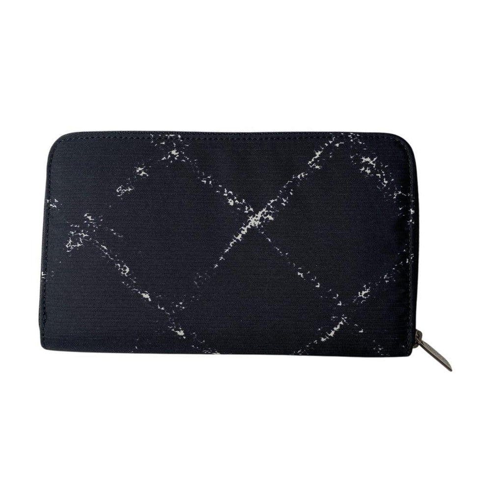 Chanel Travel Line Zip Around Wallet No 5 — view 3