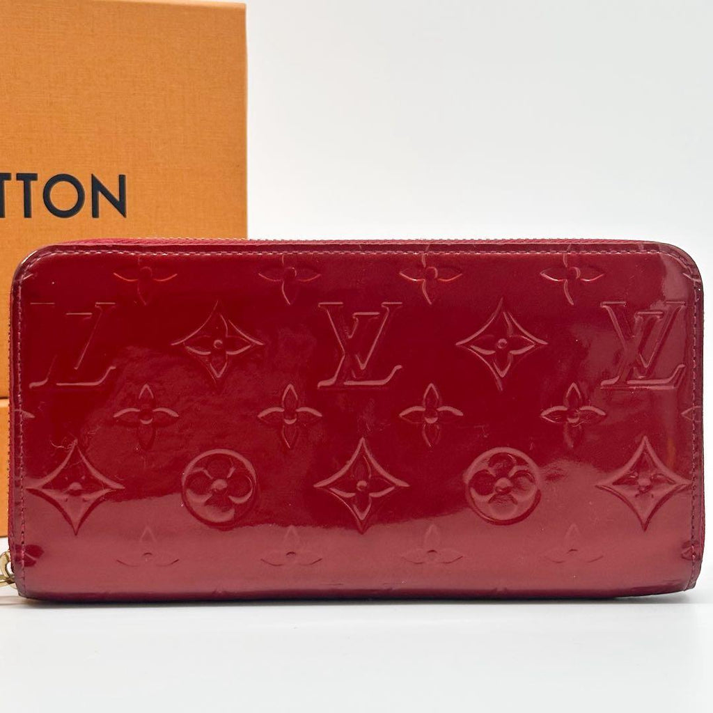 Louis Vuitton Zippy Wallet Vernis Monogram Red Round — view 2