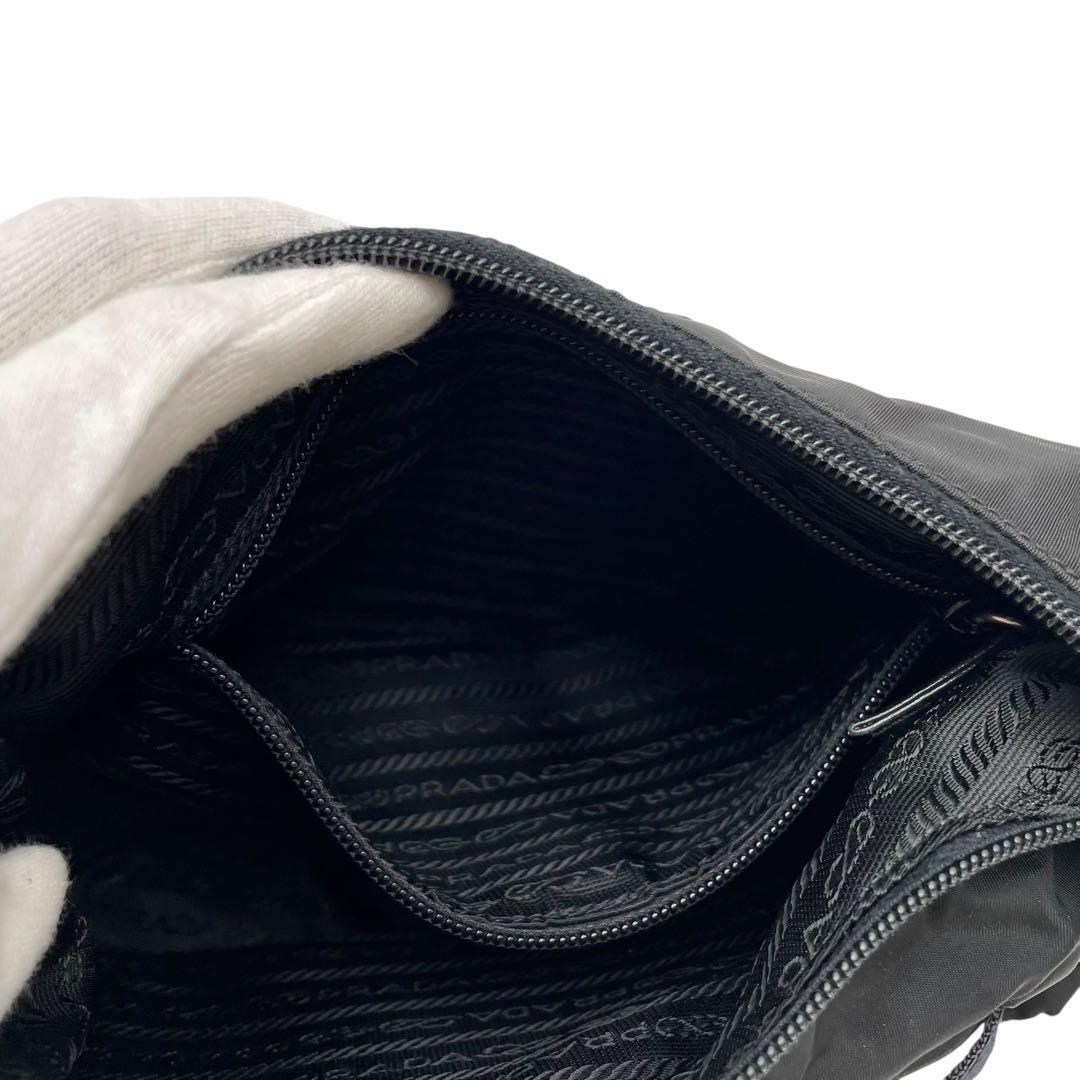 Prada Nylon x leather Shoulder Bag Triangle Plate Logo Black — view 8