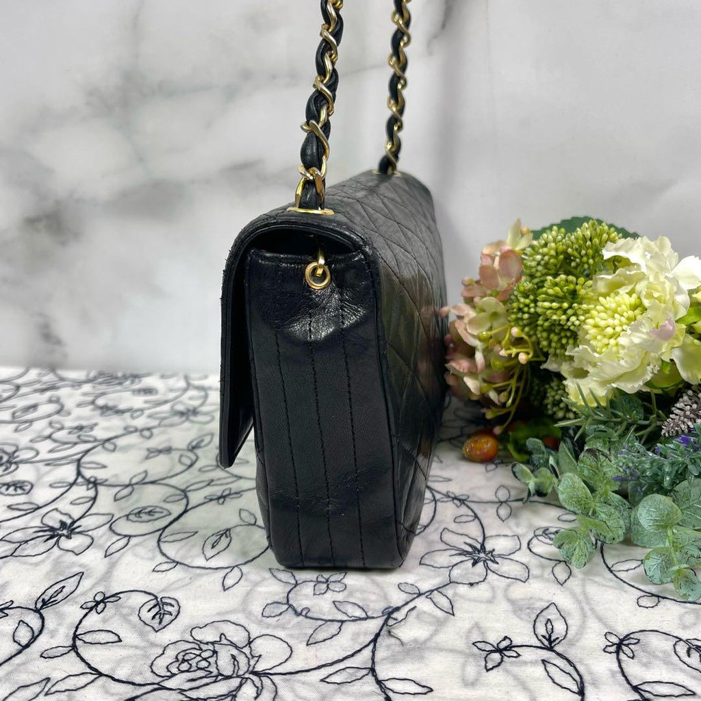 Chanel Vintage CC Logo Quilted Chain Shoulder — view 7