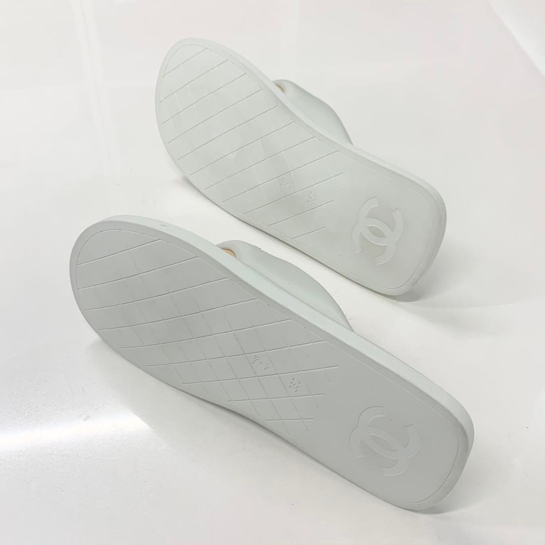 Chanel CC Logo Leather Thong Sandals White — view 6