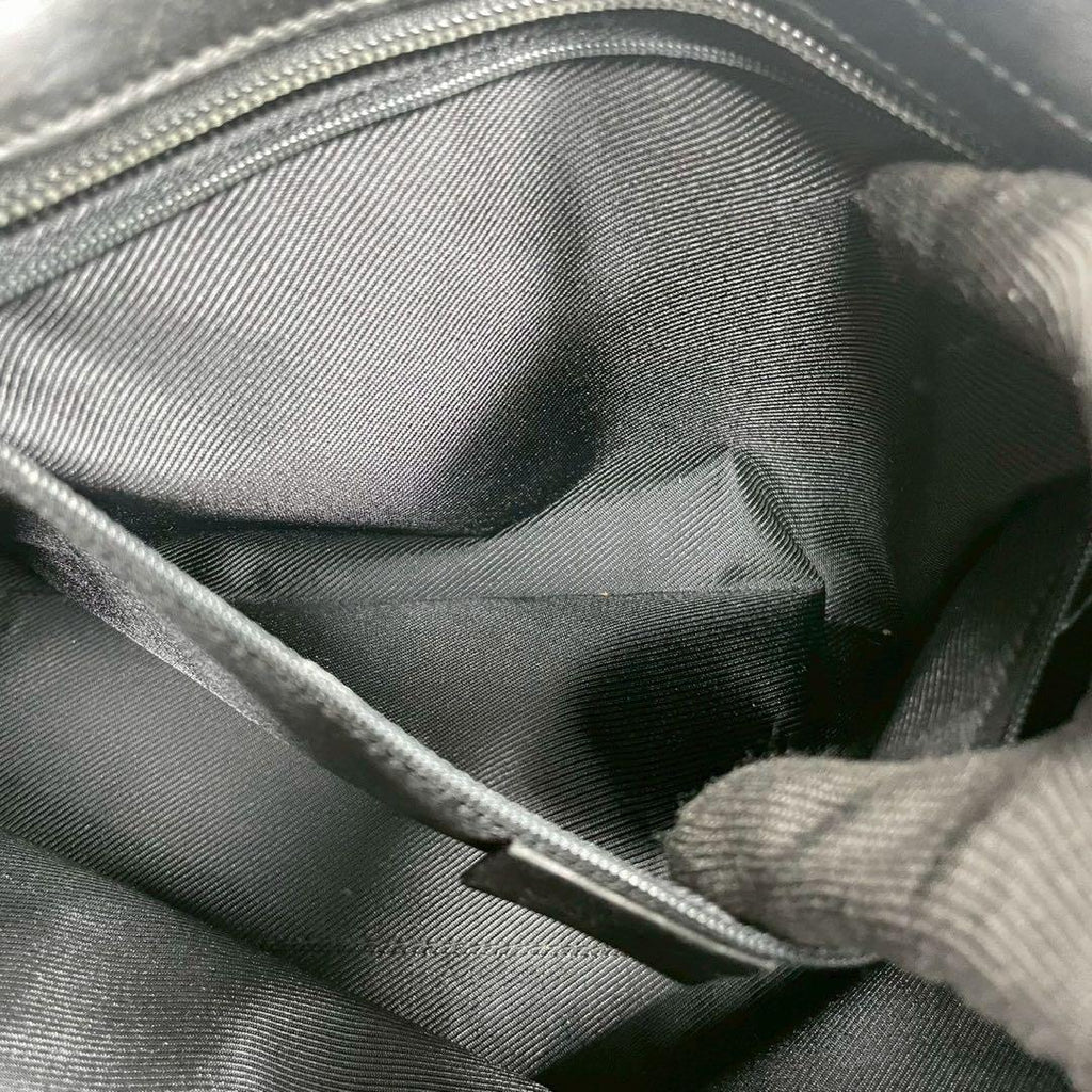 Gucci GG Tote Black Logo Leather Canvas — view 6
