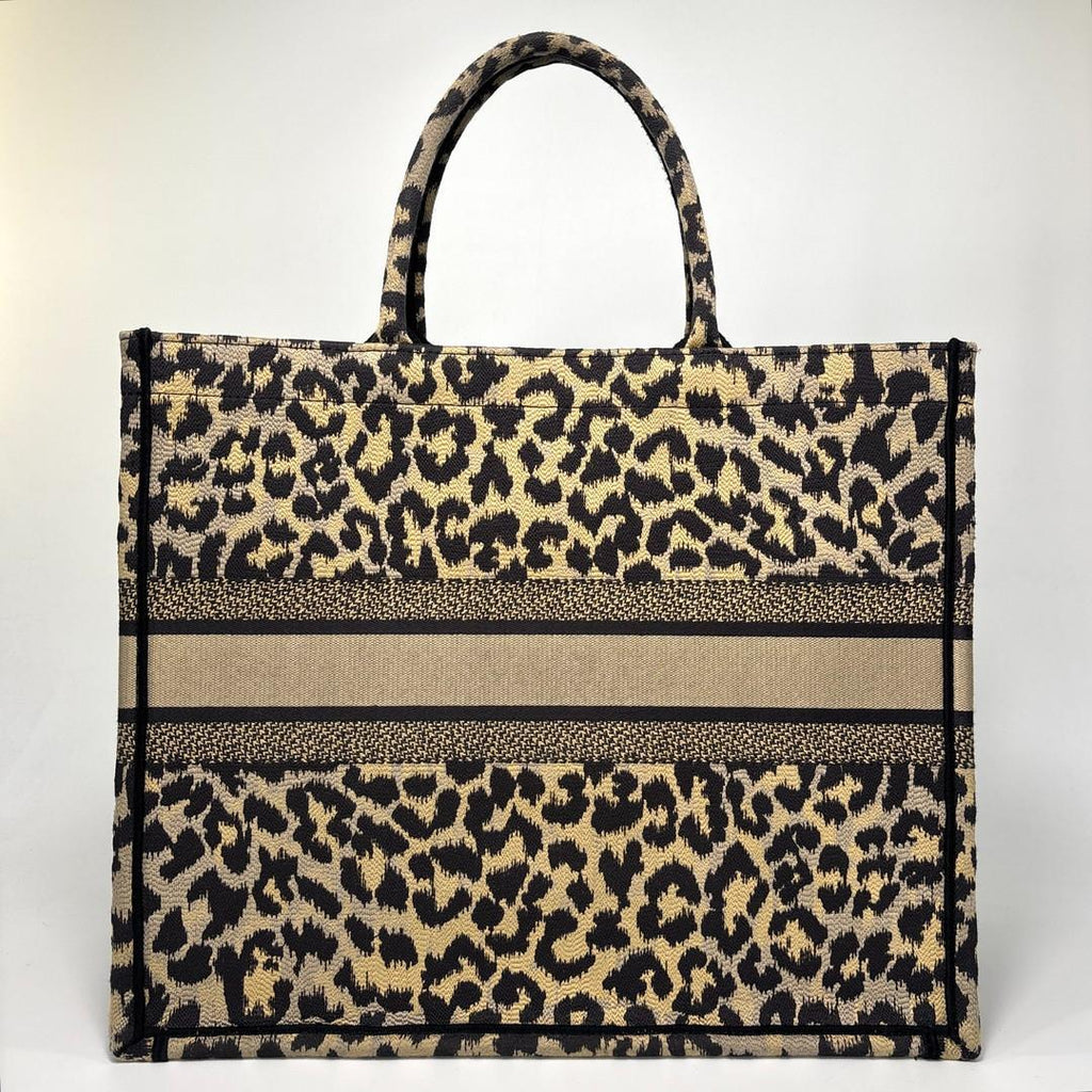 Dior Book Tote Bag Large Leopard — view 5