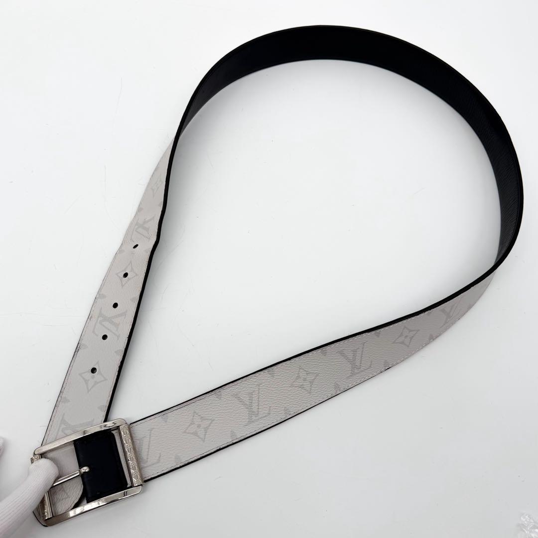 Louis Vuitton Ceinture Reverso Taigarama Reversible Leather Belt — view 4