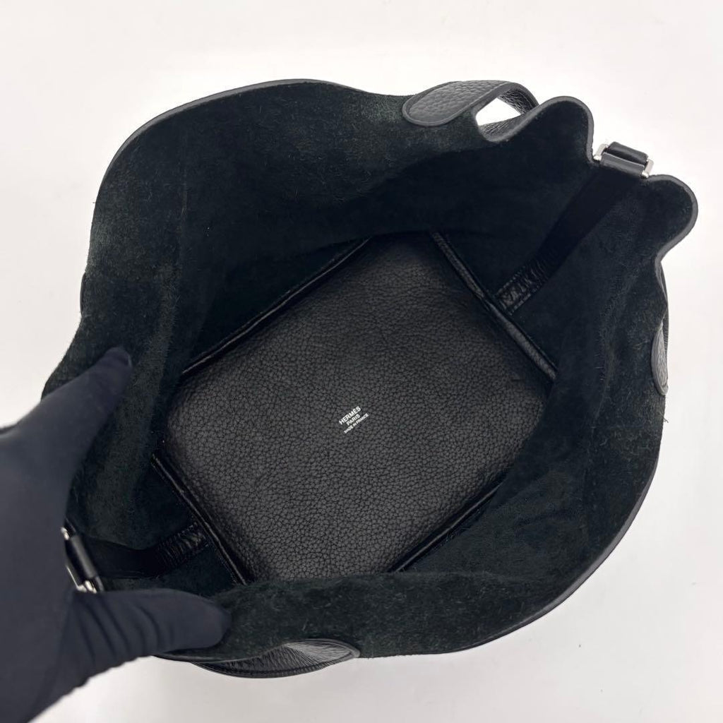 Hermes Picotin Lock MM Taurillon Clemence Black Handbag — view 3