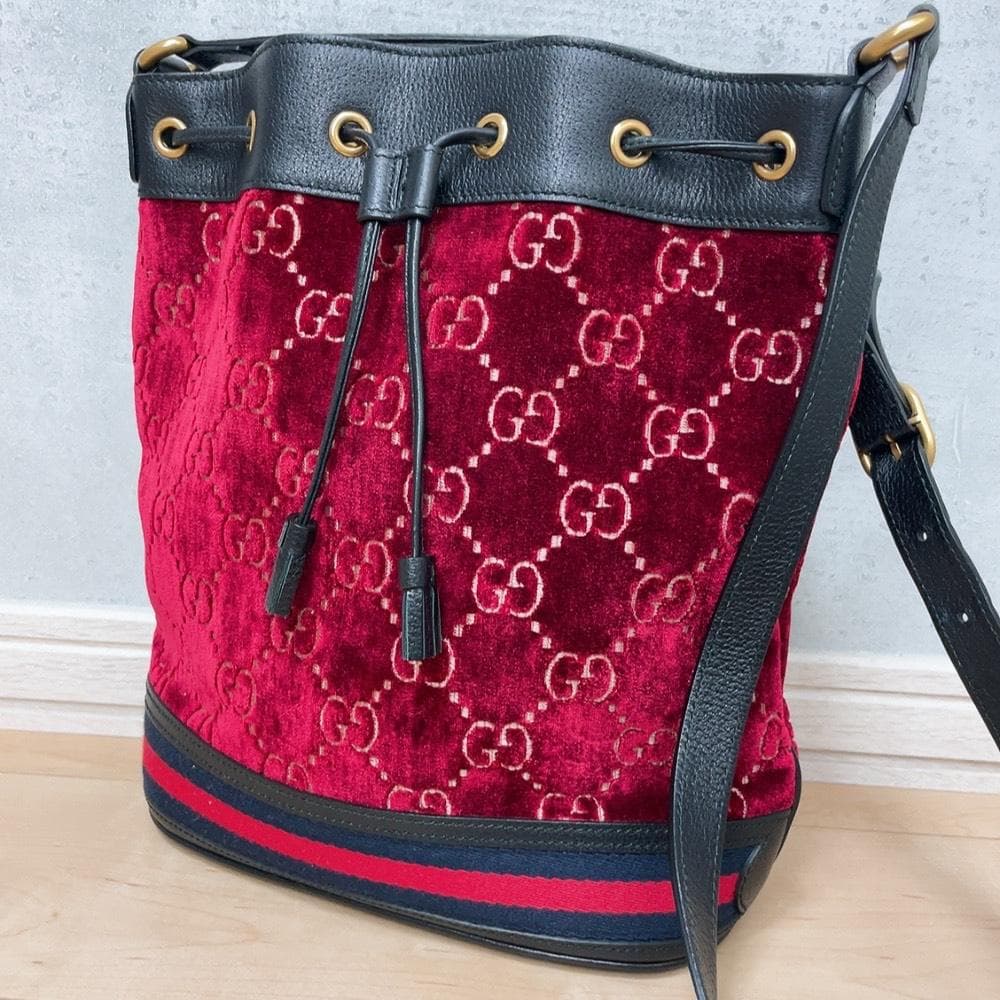 Gucci GG Velvet Drawstring Bucket Shoulder Bag