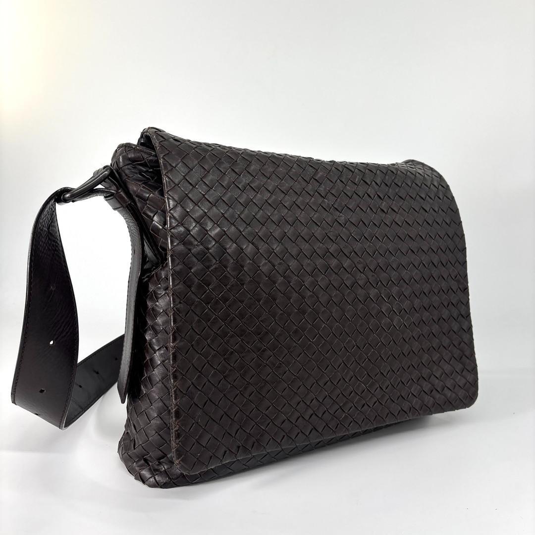 Bottega Veneta Super Intrecciato Shoulder — view 3