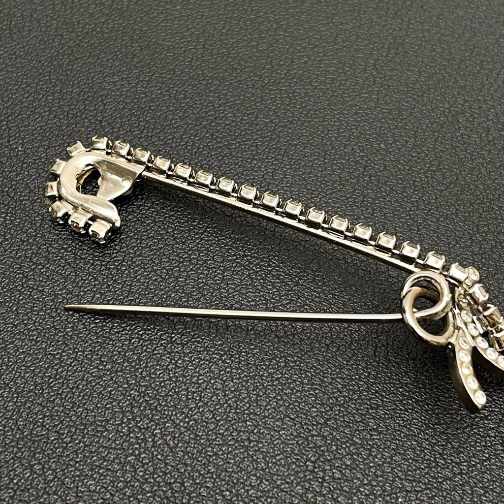 Chanel CC Logo Pin Brooch 01P Rhinestone Corsage — view 7