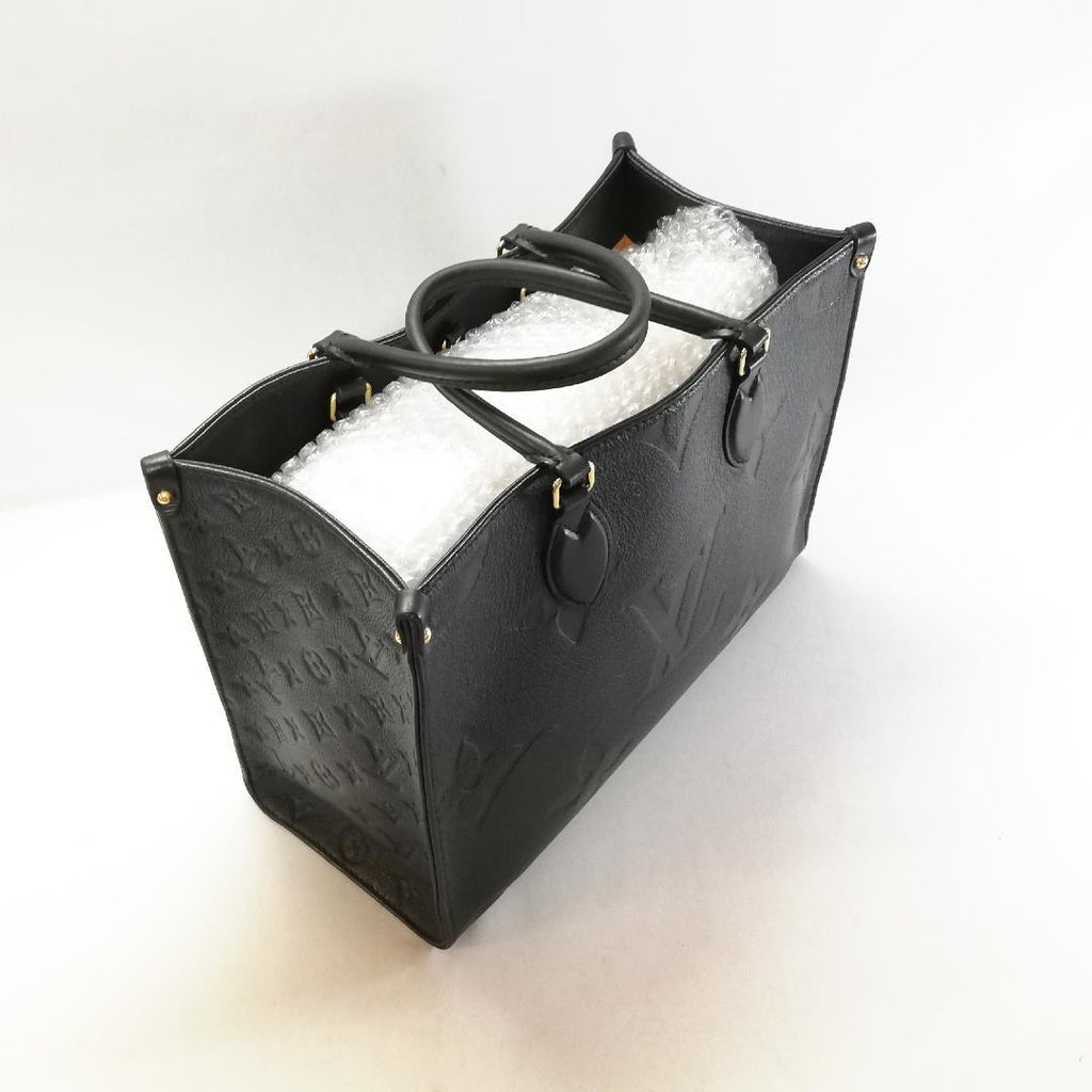 Louis Vuitton On The Go MM Black Tote Bag — view 2