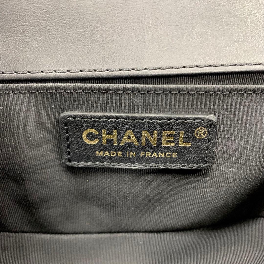 Chanel Boy 20 Quilted Lambskin Gunmetal Shoulder — view 9