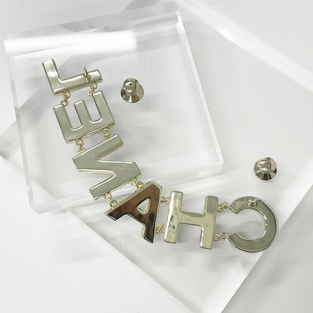 Chanel Pin Brooch Logo Gold Black — view 4