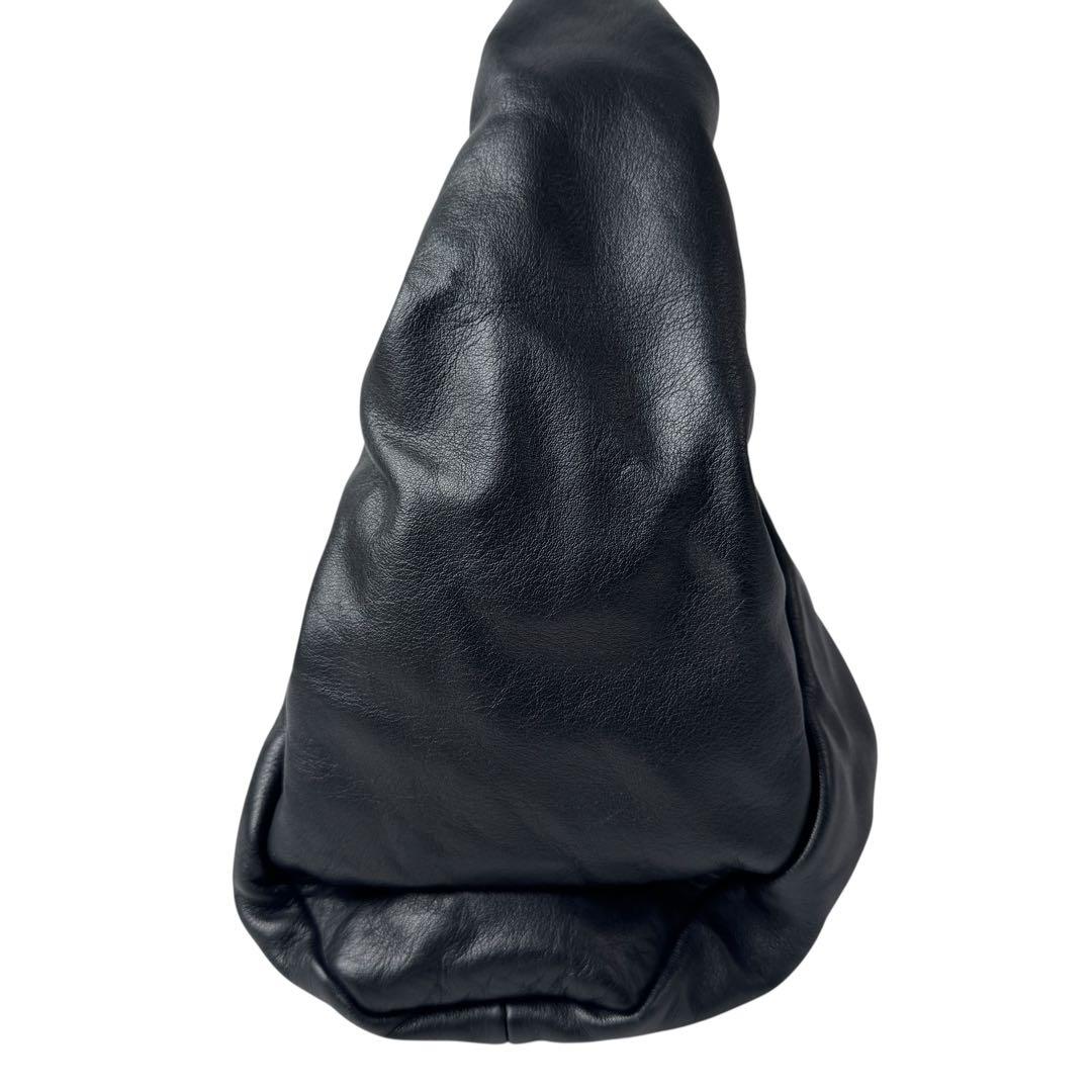 Bottega Veneta the Shoulder Pouch Gathered One Handle Leather — view 4