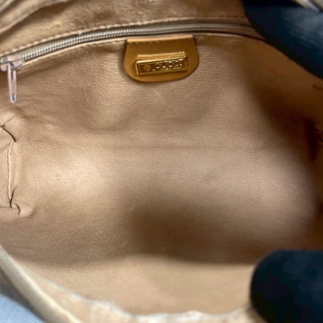 Gucci GG Shoulder Bag Brown Beige Leather Logo — view 5