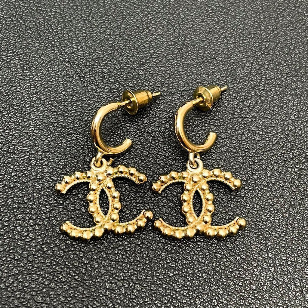 Chanel CC Logo Earrings 22c Swing Gold Icon — view 3