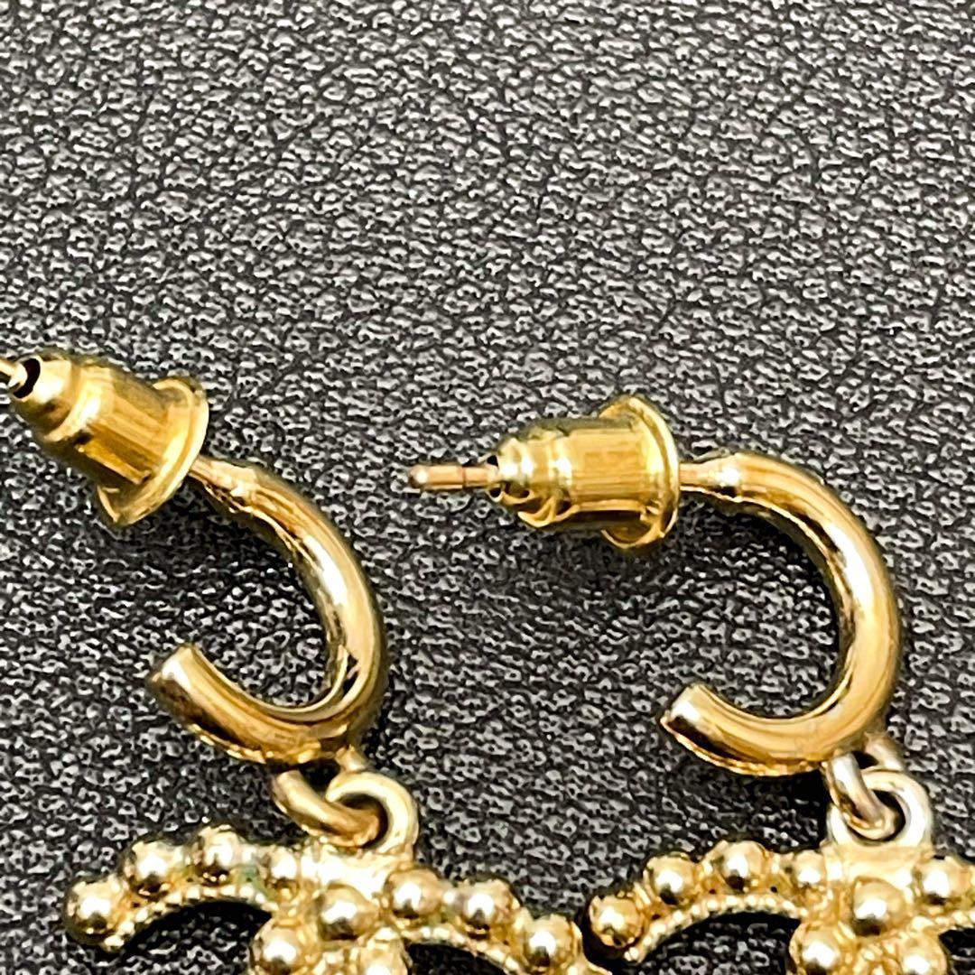 Chanel CC Logo Earrings 22c Swing Gold Icon — view 6