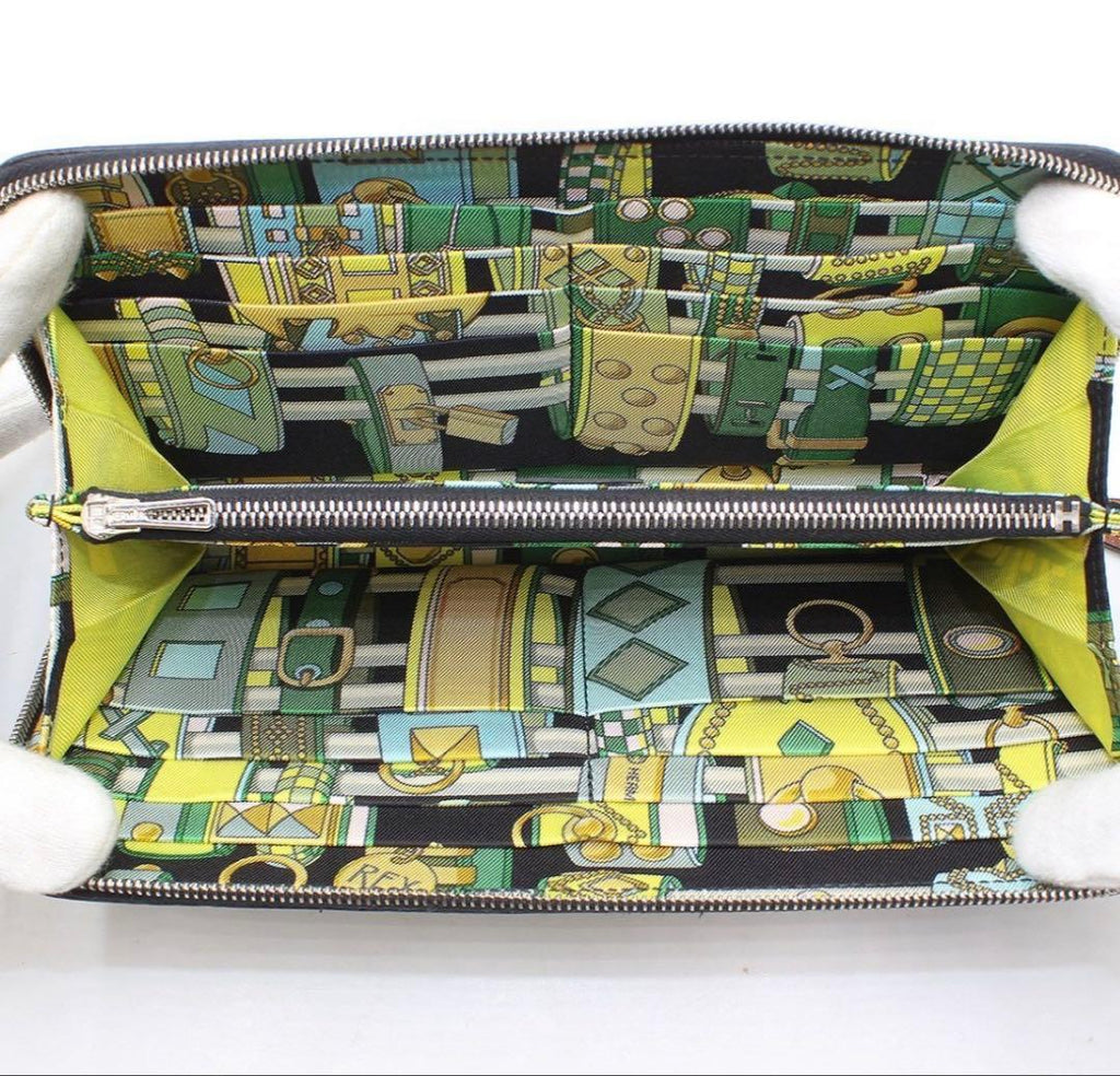 Hermes New Azap Long Silk in Zip Around Wallet — view 2