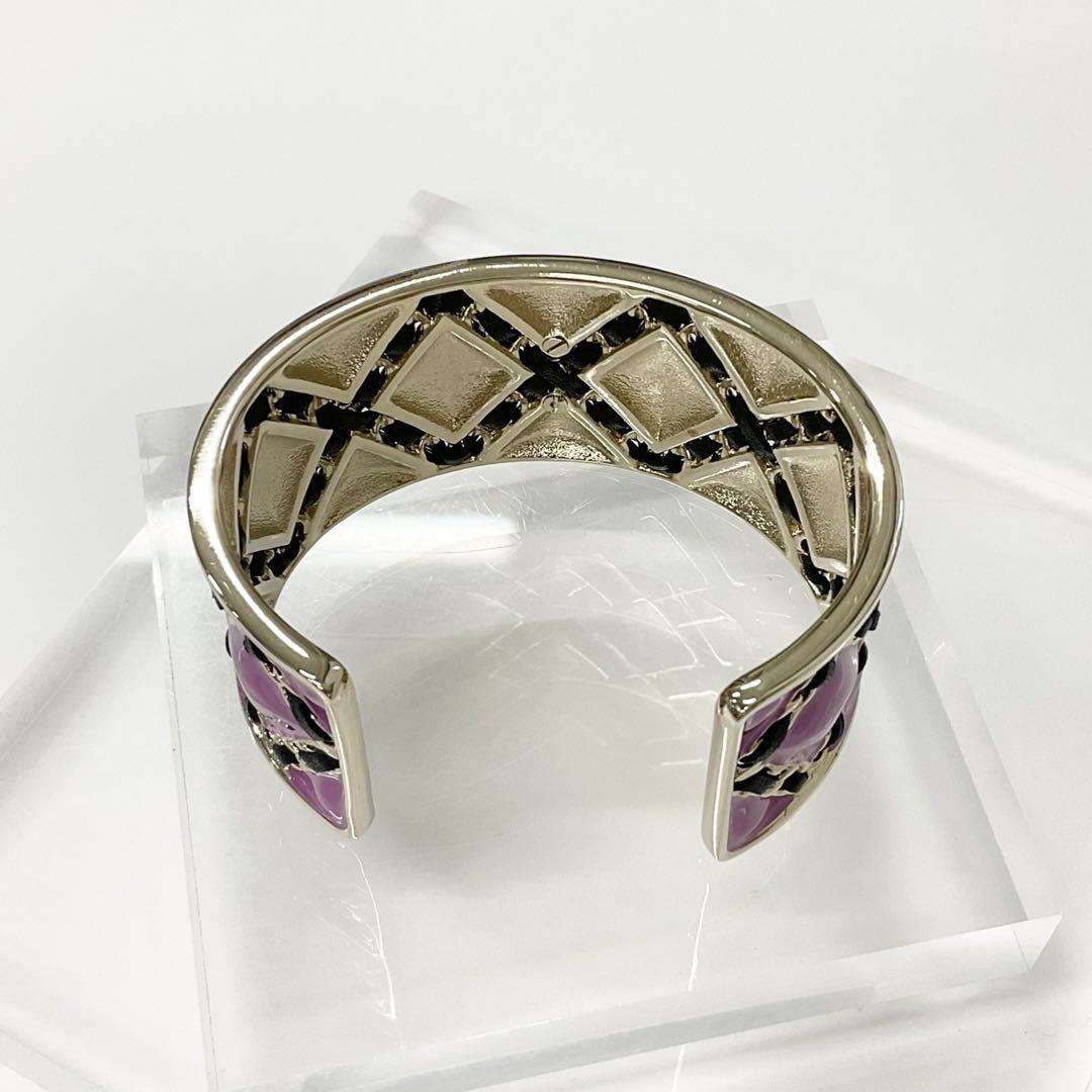 Chanel CC Logo Chain Bangle Bracelet Purple Gold — view 4