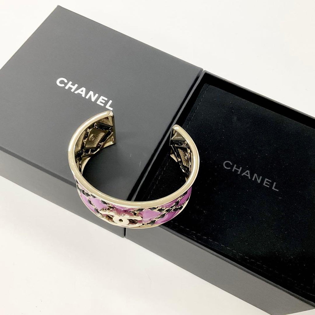Chanel CC Logo Chain Bangle Bracelet Purple Gold — view 7