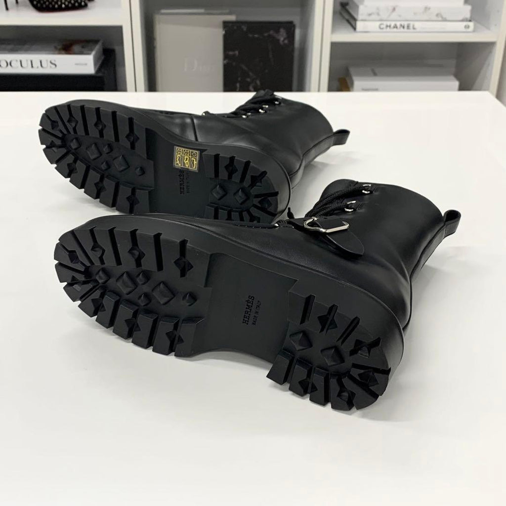 Hermes Land Leather Lace Up Short Boots Black — view 7