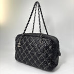 Chanel Super Paris Pisance CC Logo Chain Shoulder Bag Black — view 2