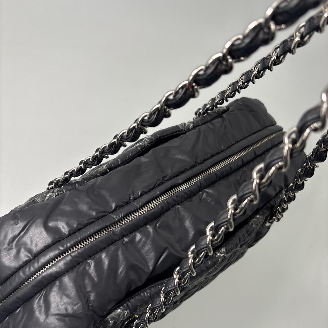 Chanel Super Paris Pisance CC Logo Chain Shoulder Bag Black — view 7