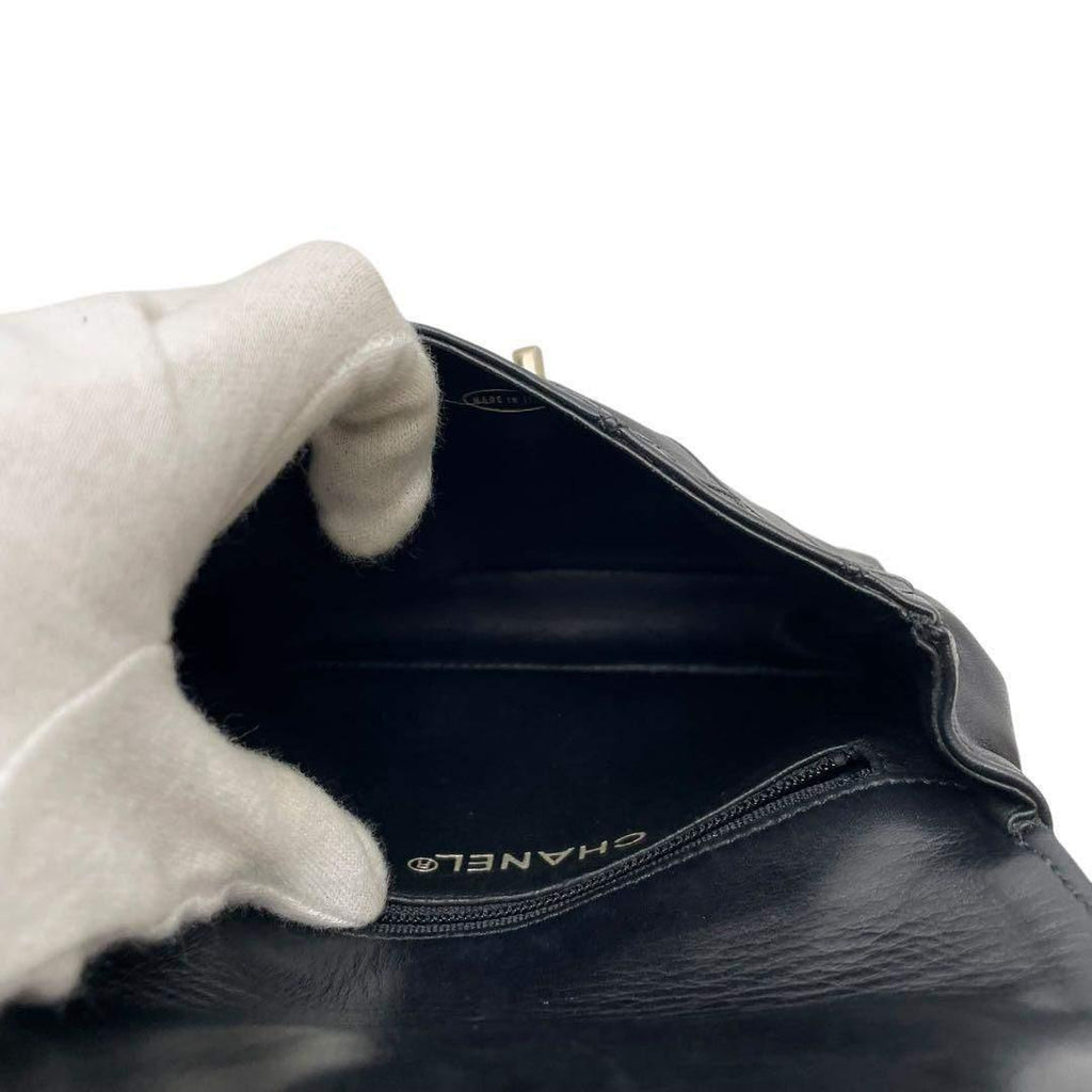 Chanel Bicolor Quilted Waist Bag Pouch CC Logo Black — view 8