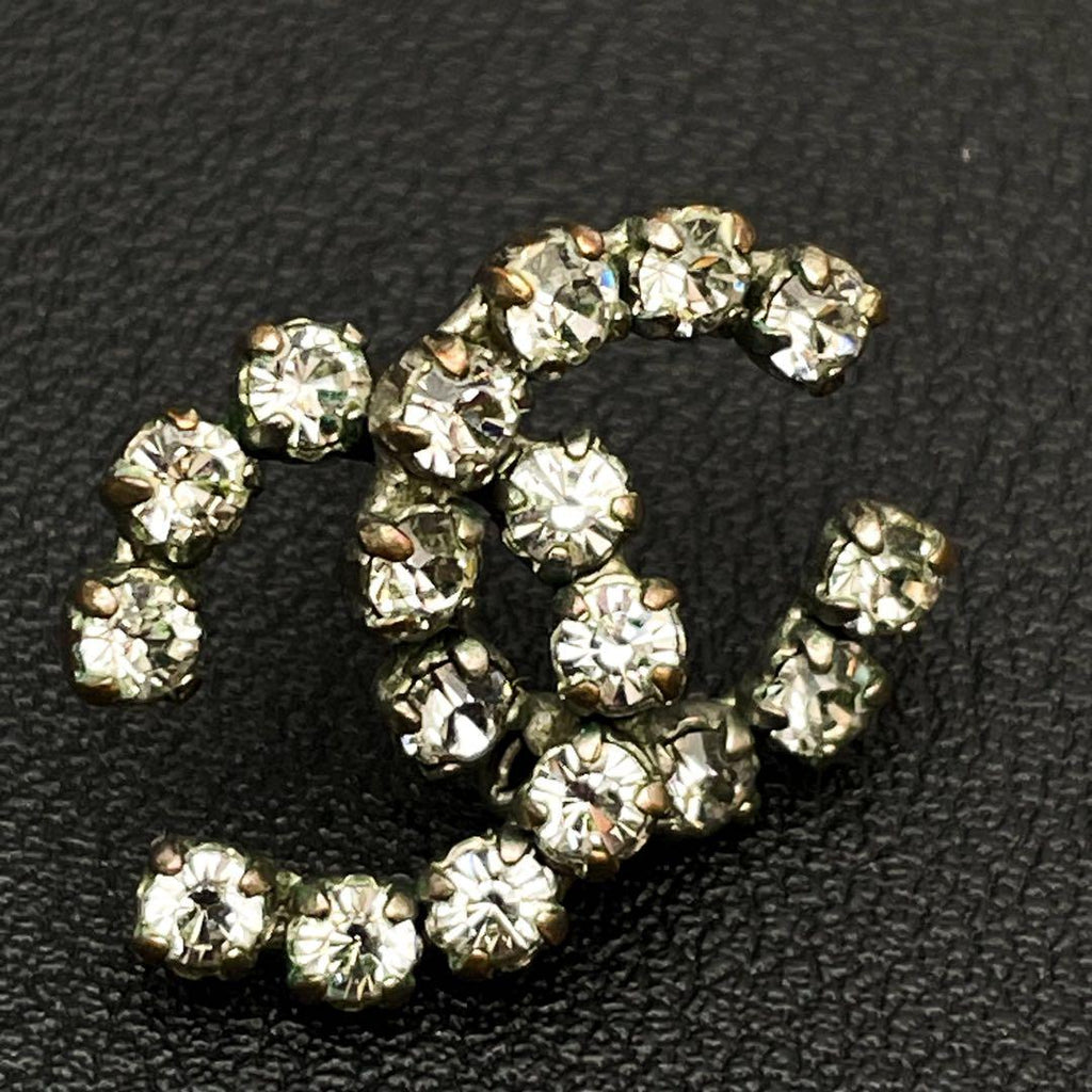 Chanel CC Logo Earrings 00A Rhinestone Icon Silver — view 8