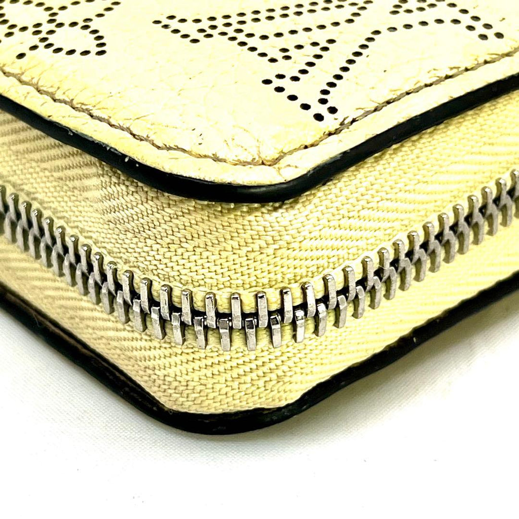 Louis Vuitton Built in Mahina Zippy Wallet Banana — view 8
