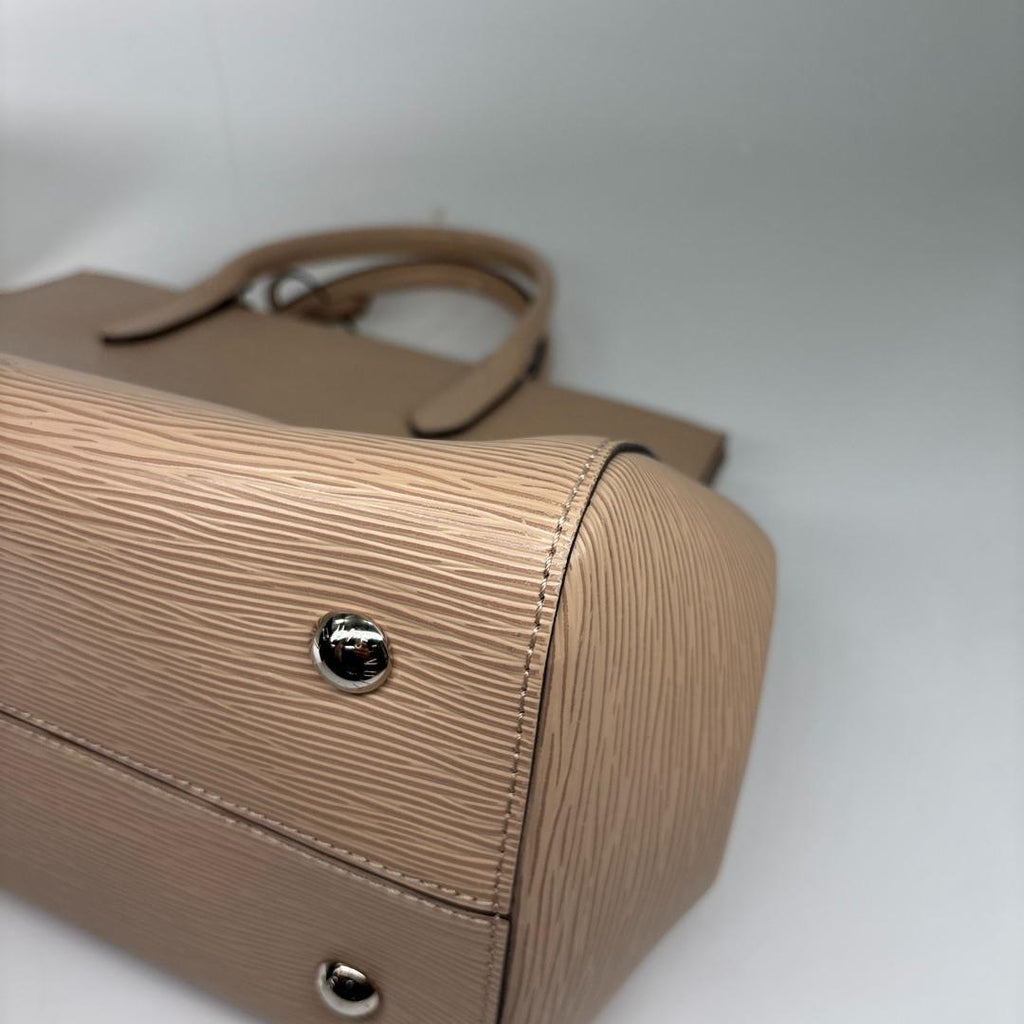 Louis Vuitton Epi Marly MM Handbag Beige — view 8