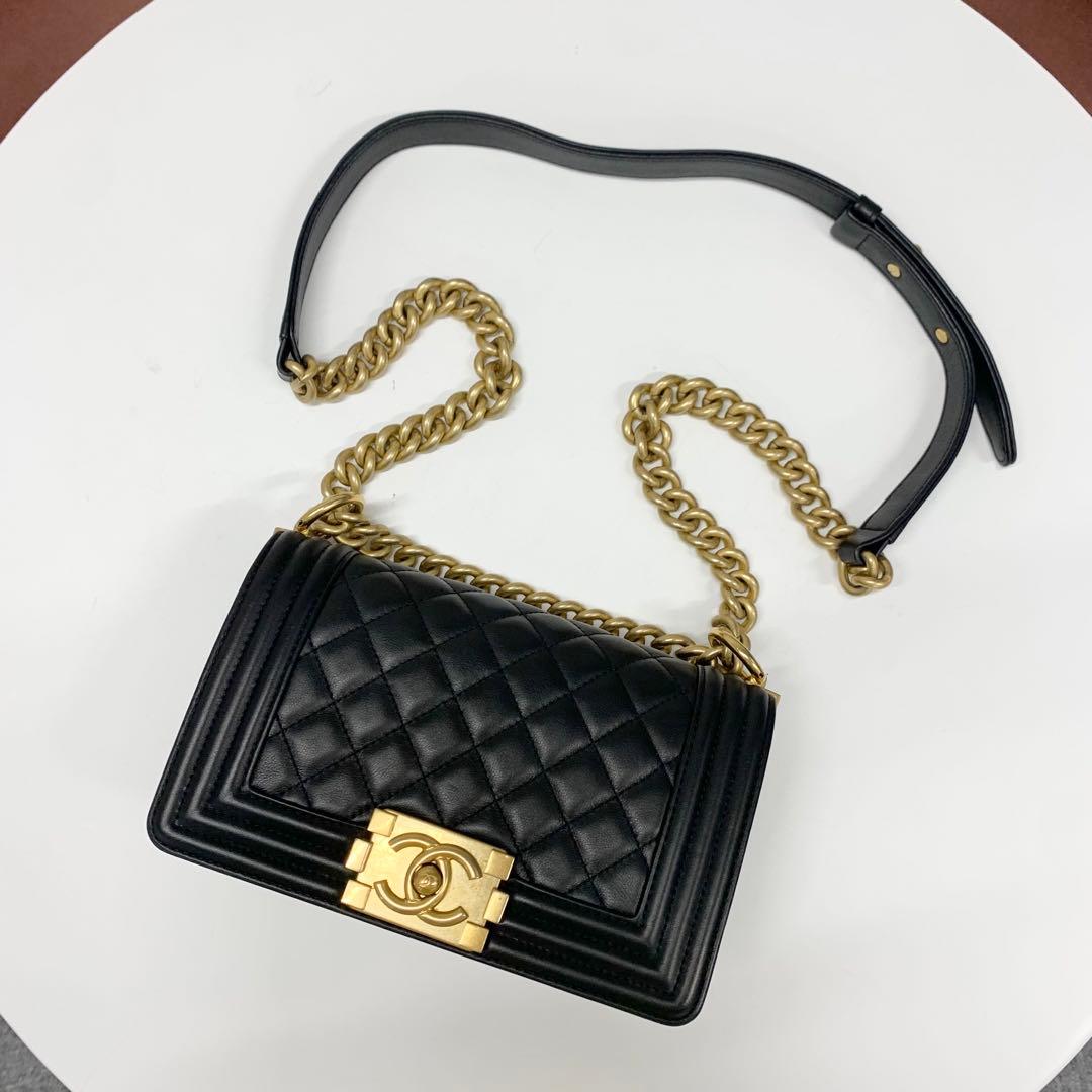 Chanel Boy 20 Quilted Lambskin Chain Shoulder — view 5