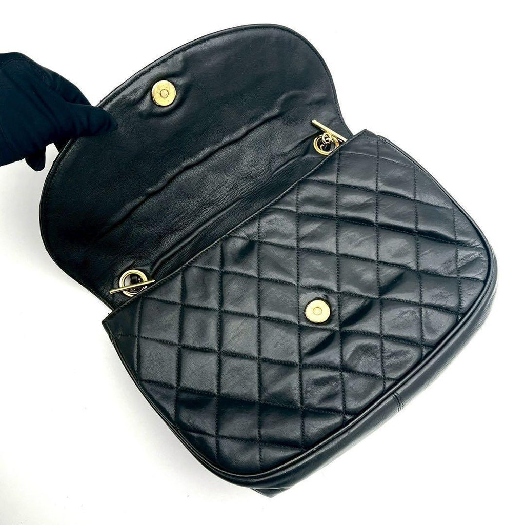 Chanel Quilted Chain Shoulder Bag Lambskin Black Gold — view 3